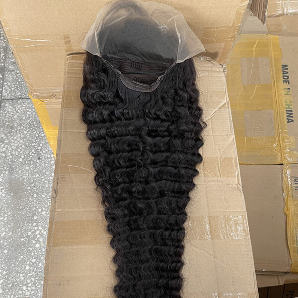 Deep Wave Frontal Lace Wigs
