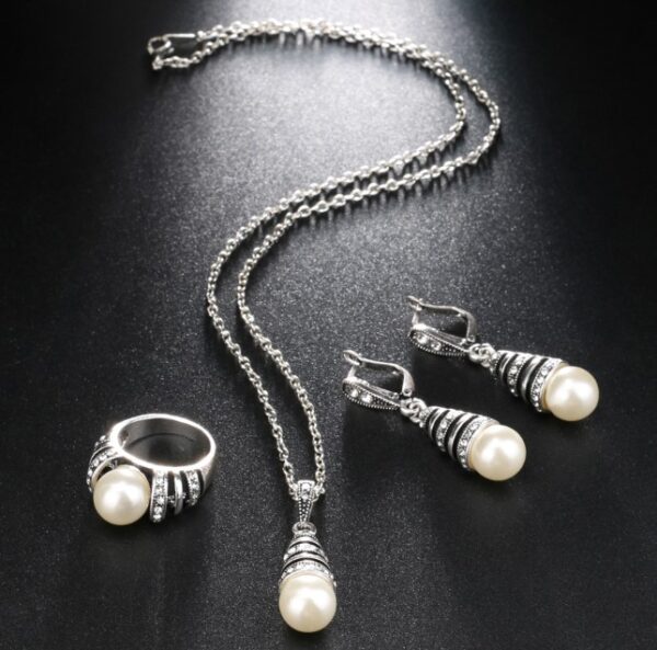 Women's Pearl Necklace, Earrings and Ring Set
