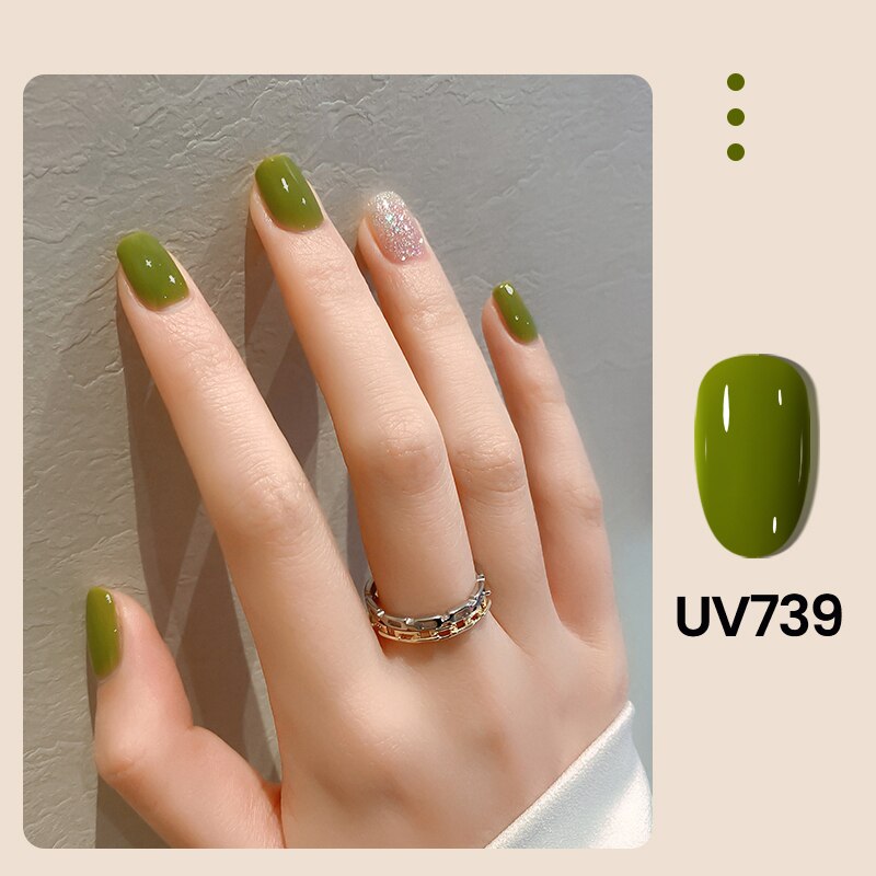 UV739