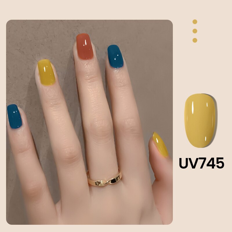 UV745