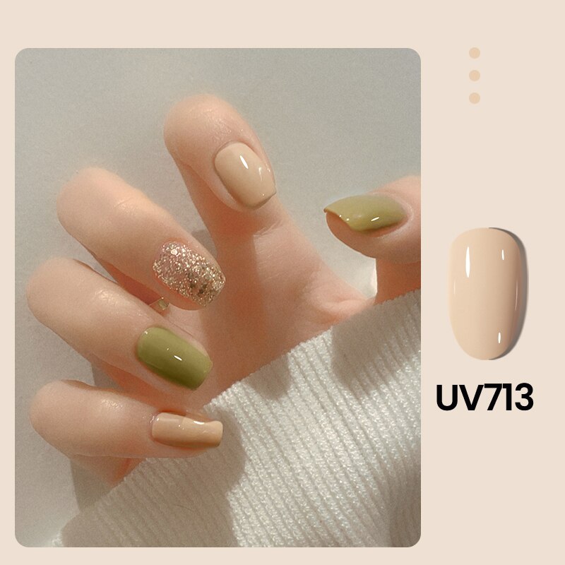 UV713