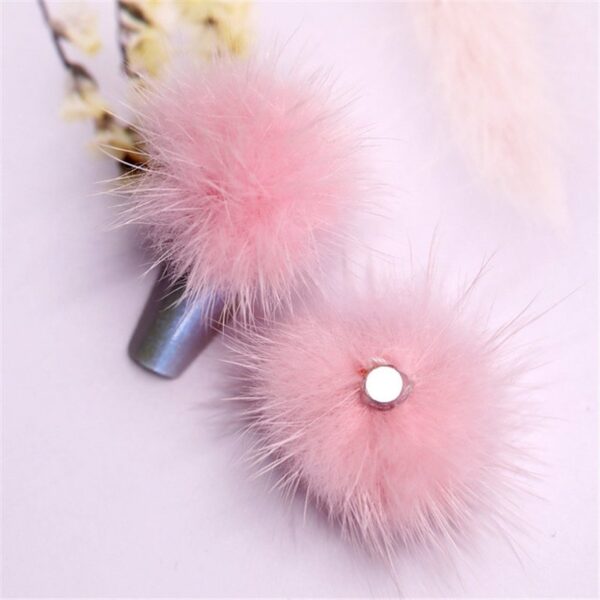 Nail Pom Poms
