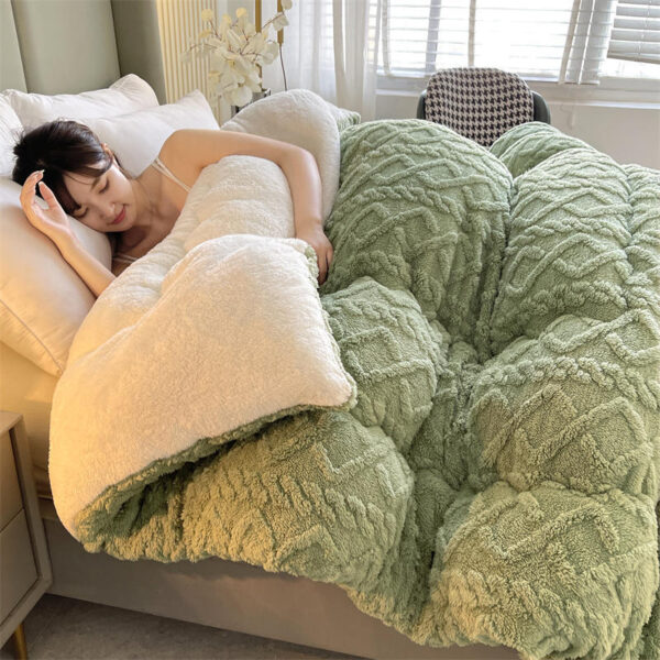 New Super Thick Warm Quilt Comforter